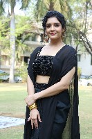 Ritika Singh at Valari Trailer Launch